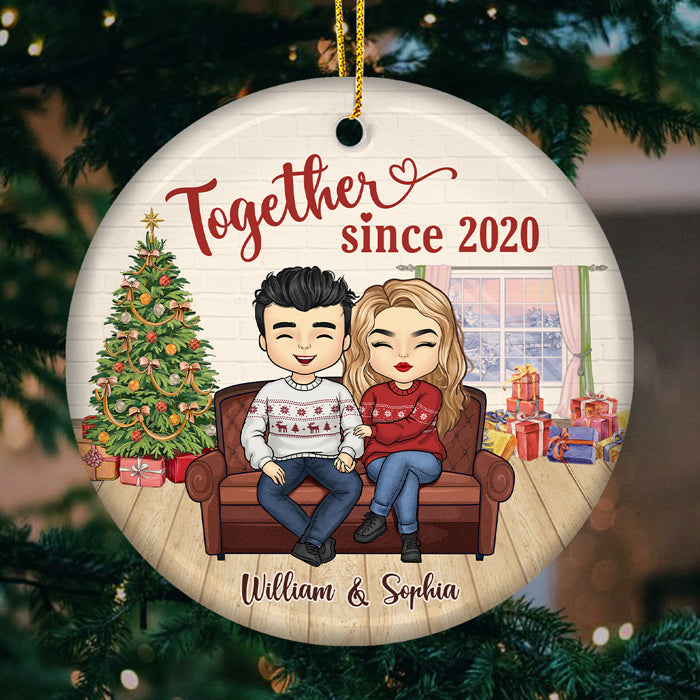 Noël ensemble depuis - Décoration de Noël ronde personnalisée en céramique - Cadeau pour couple, mari et femme, anniversaire, fiançailles, mariage, cadeau de mariage, cadeau de Noël
