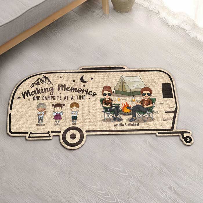 Tapis décoratif personnalisé « Créer des souvenirs sur un camping » – Cadeau pour les couples, cadeau pour les amateurs de camping 