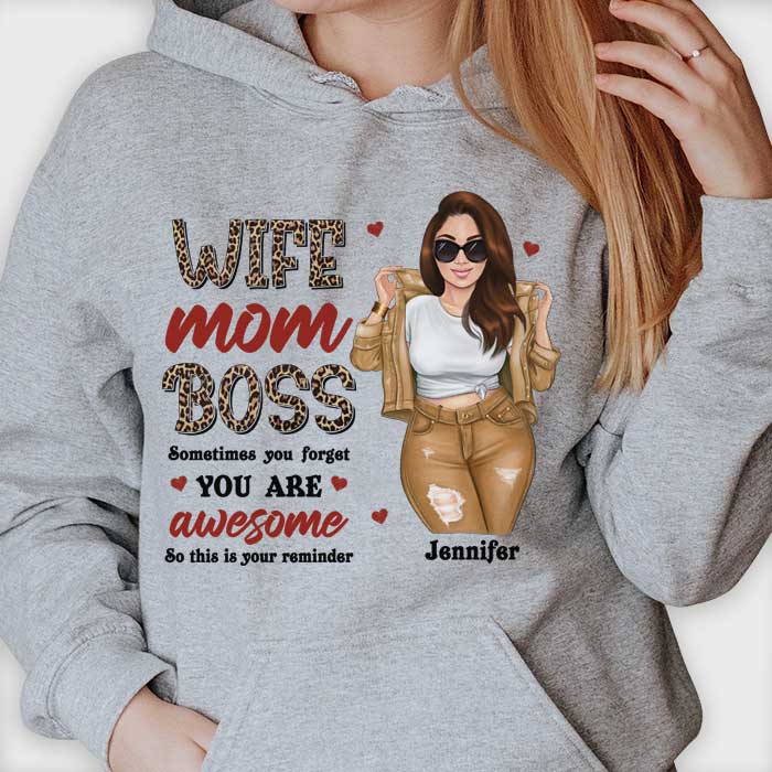 Femme, maman, patronne, parfois on oublie qu'on est géniale - Cadeau pour maman, t-shirt unisexe personnalisé, sweat à capuche