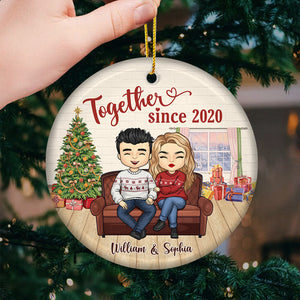 Noël ensemble depuis - Décoration de Noël ronde personnalisée en céramique - Cadeau pour couple, mari et femme, anniversaire, fiançailles, mariage, cadeau de mariage, cadeau de Noël