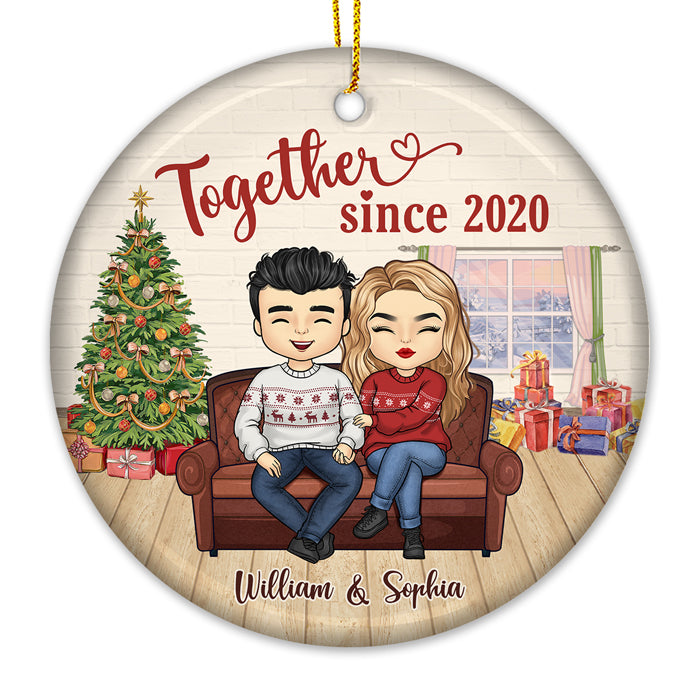 Noël ensemble depuis - Décoration de Noël ronde personnalisée en céramique - Cadeau pour couple, mari et femme, anniversaire, fiançailles, mariage, cadeau de mariage, cadeau de Noël