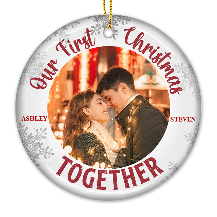 Notre premier Noël ensemble - Décoration de Noël personnalisée en céramique ronde avec photo - Télécharger une image, cadeau pour couple, mari et femme, anniversaire, fiançailles, mariage, cadeau de mariage, cadeau de Noël