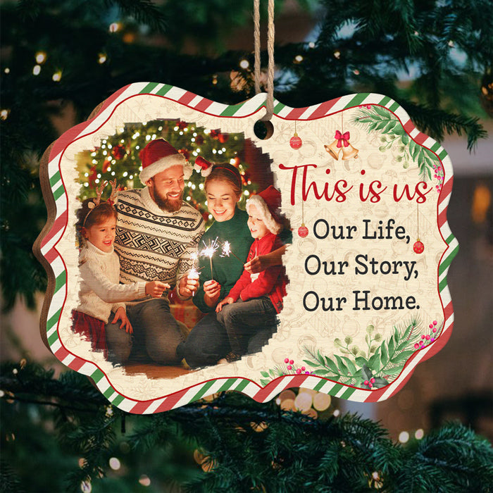 Notre vie, notre histoire, notre maison - Décoration de Noël en bois personnalisée en forme de Benelux, portrait personnalisé avec photo de famille, décoration photo personnalisée - Télécharger une image, cadeau pour la famille, cadeau de Noël