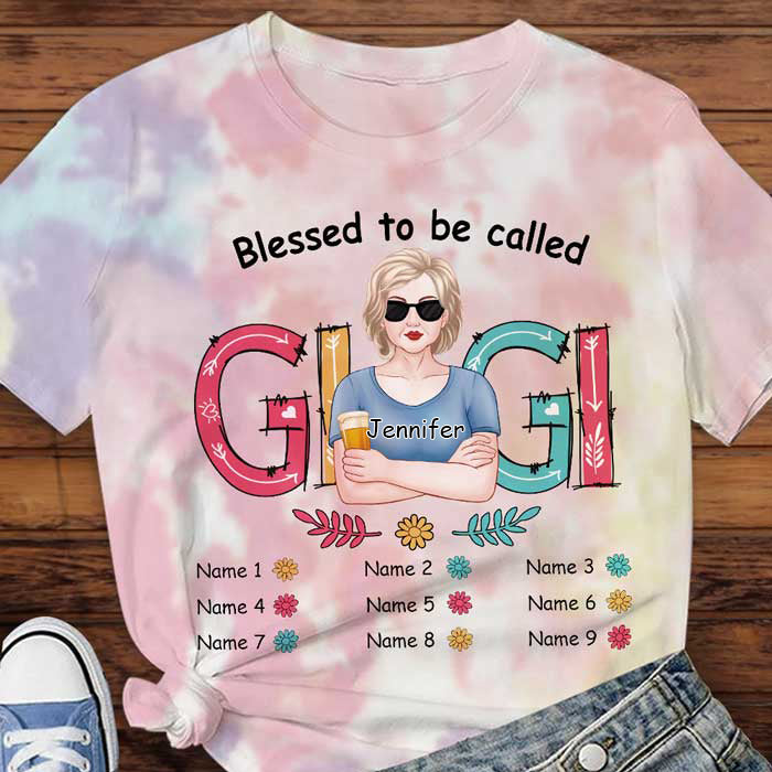Bénie d'être appelée Gigi - Cadeau pour maman, grand-mère - T-shirt unisexe personnalisé imprimé sur toute la surface