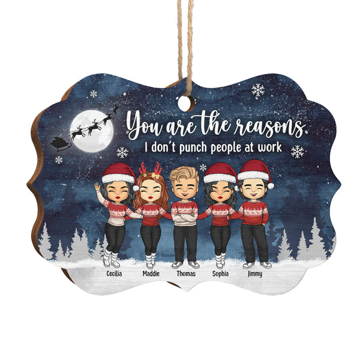 Tu es la raison pour laquelle je ne frappe pas les gens au travail - Décoration de Noël en bois personnalisée en forme de Benelux - Collègue, bureau, appréciation des employés, cadeau d'adieu, ami de travail, amitié entre collègues