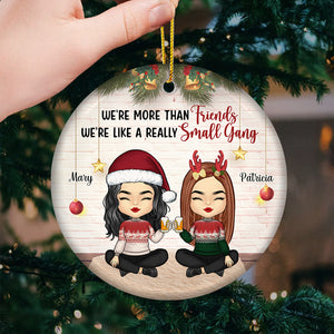 Nous sommes sœurs de cœur - Ornement personnalisé Bestie - Forme ronde en céramique - Cadeau de Noël pour meilleures amies, BFF, sœurs