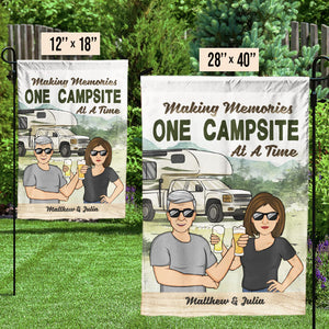Créer des souvenirs sur un camping - Drapeau personnalisé - Cadeau pour les amateurs de camping