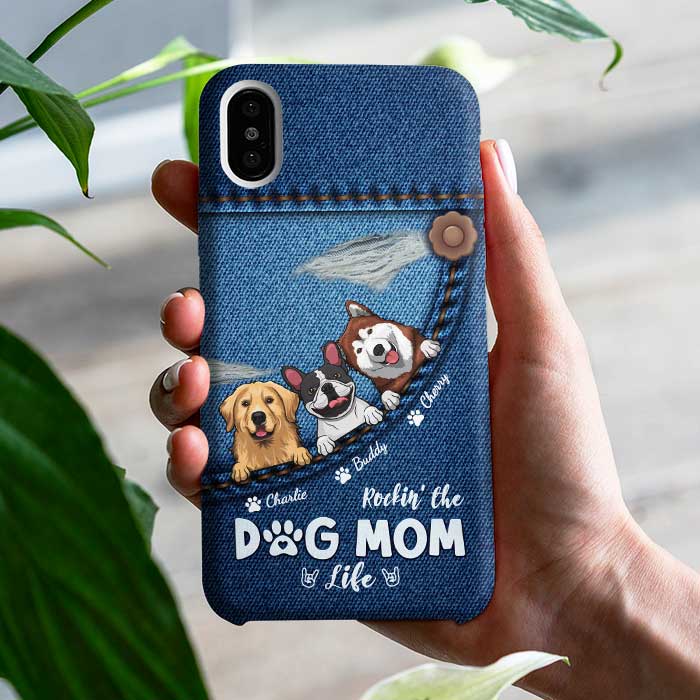 La vie d'une maman de chien : la meilleure maman de chien au monde ! Cadeau pour maman de chien, coque de téléphone personnalisée
