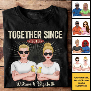 Nous sommes ensemble depuis la dernière décennie - Cadeau pour couple, mari et femme - T-shirt personnalisé, sweat à capuche