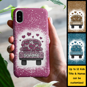 Grand-mère chargeant un camion en forme de cœur – Cadeau pour maman et grand-mère – Coque de téléphone personnalisée