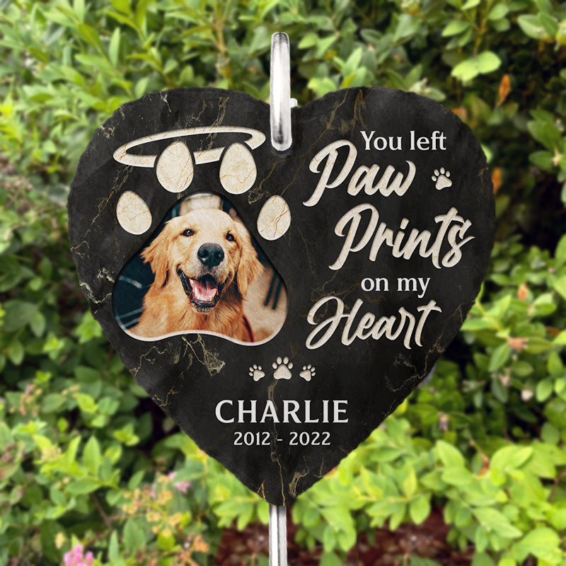 Photo personnalisée « Je m'ennuie de tes empreintes de pattes » - Ardoise et crochet de jardin commémoratif personnalisés - Cadeau de condoléances, cadeau pour propriétaires d'animaux, amoureux des animaux