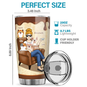 Une femme ne peut pas survivre avec seulement du café ! Gobelet personnalisé pour chien et chat ! Cadeau d'anniversaire pour les propriétaires et les amoureux des animaux.